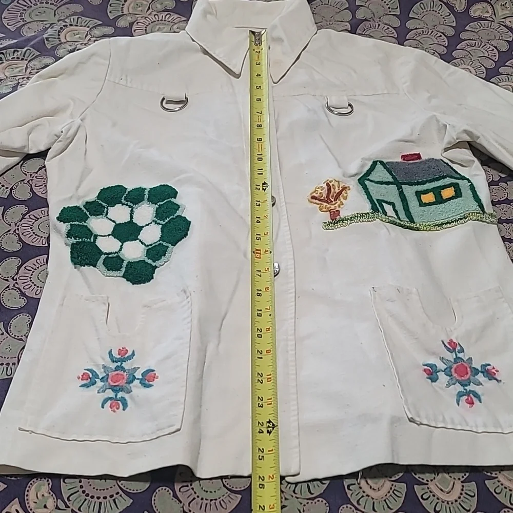 One-of-a-Kind Vintage Hand Embroidered Light Weight Linen Jacket - Picture 11 of 12